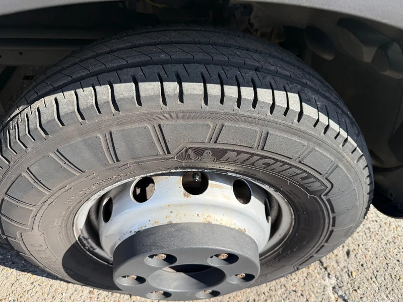 Фургон-рефрижератор Iveco Daily 70 70c180: фото 11 Фургон-рефрижератор Iveco Daily 70 70c180: фото 11