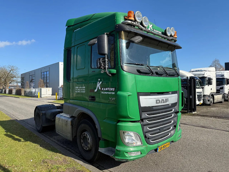 DAF XF 460 2013 spacecab - Тягач: фото 2 DAF XF 460 2013 spacecab - Тягач: фото 2