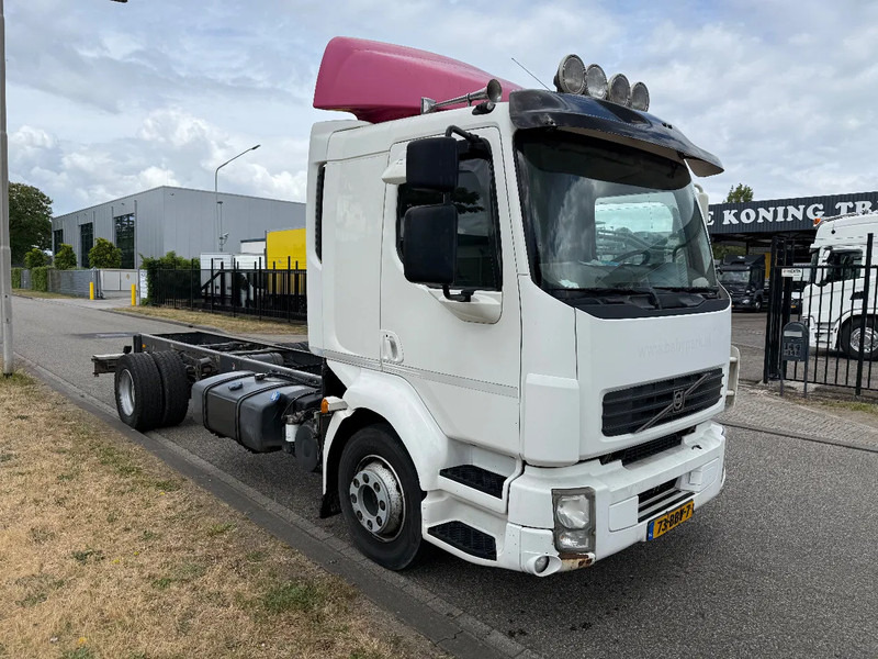 Volvo FL 250 pk 2013 euro 5 - Грузовик-шасси: фото 2 Volvo FL 250 pk 2013 euro 5 - Грузовик-шасси: фото 2