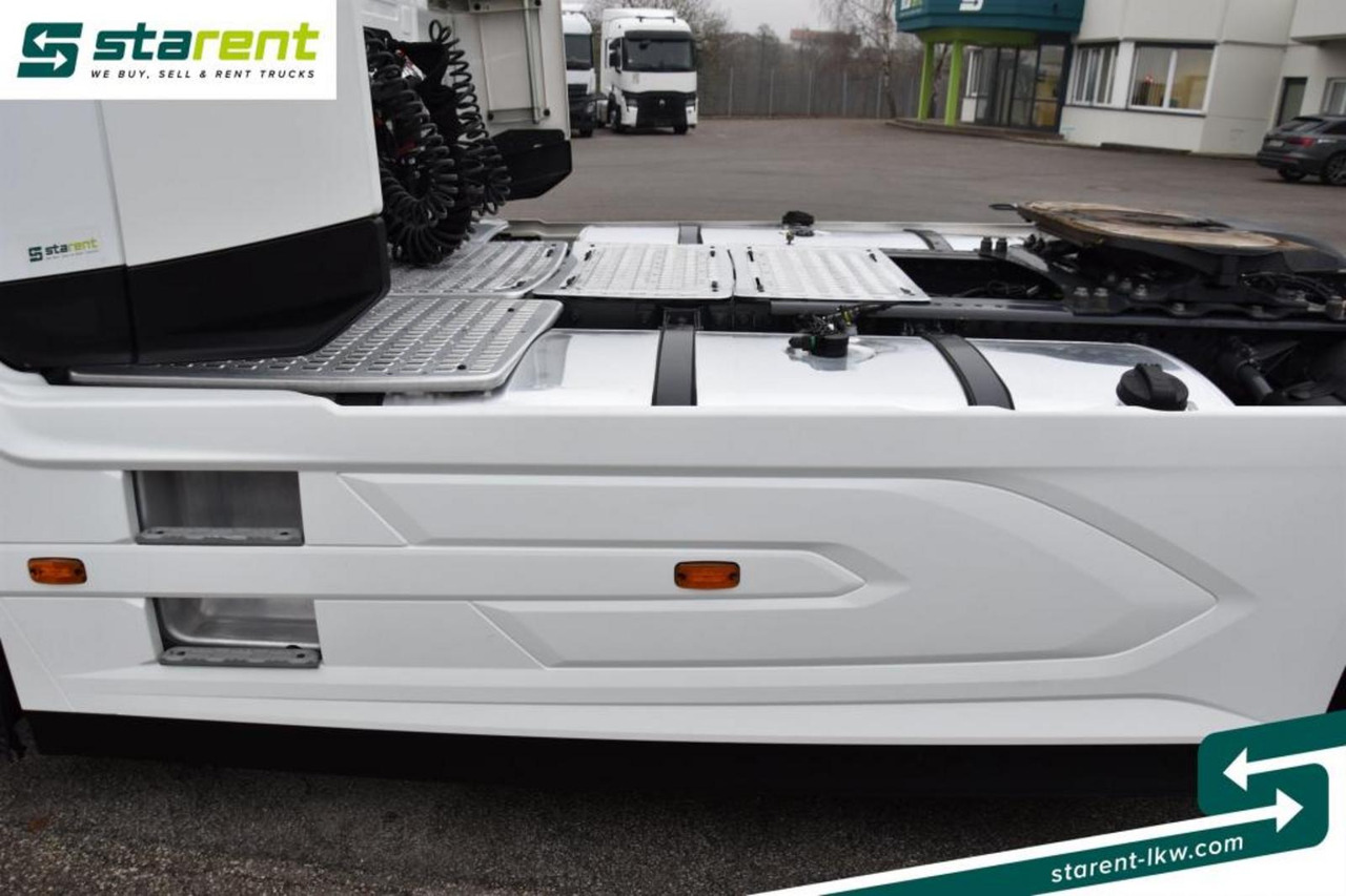 Тягач DAF XG+ 530 Leder Intarder Standklima ACC Alufelgen: фото 10