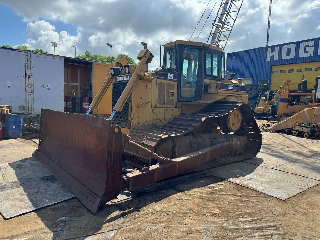 CAT D 6 R LGP - Бульдозер: фото 1 CAT D 6 R LGP - Бульдозер: фото 1
