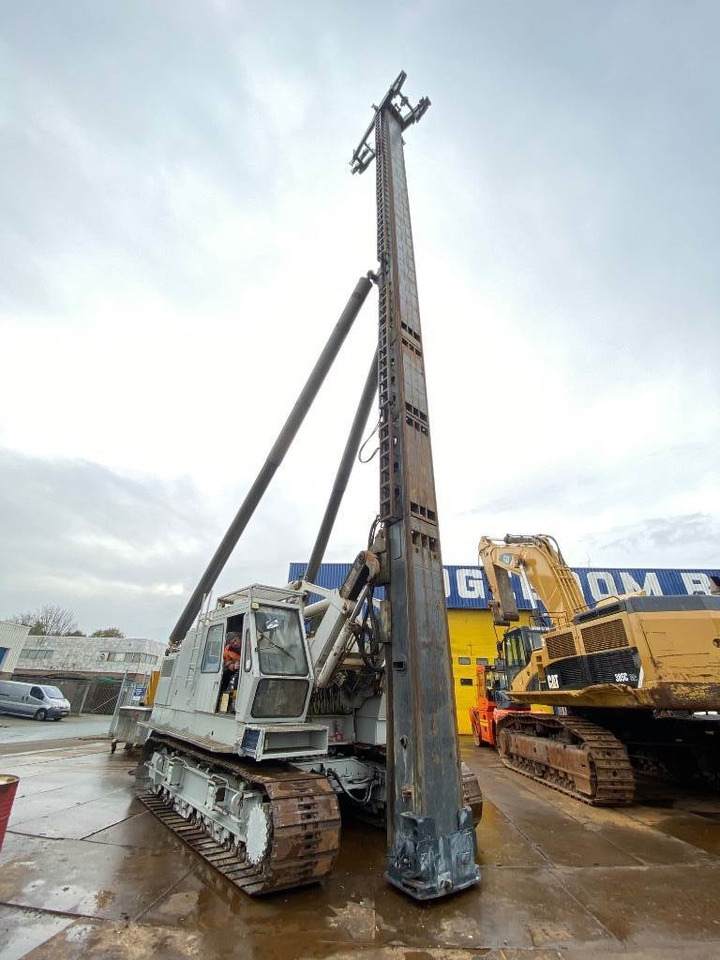 Hitachi KH 150-3 - Сваебойная установка: фото 2 Hitachi KH 150-3 - Сваебойная установка: фото 2