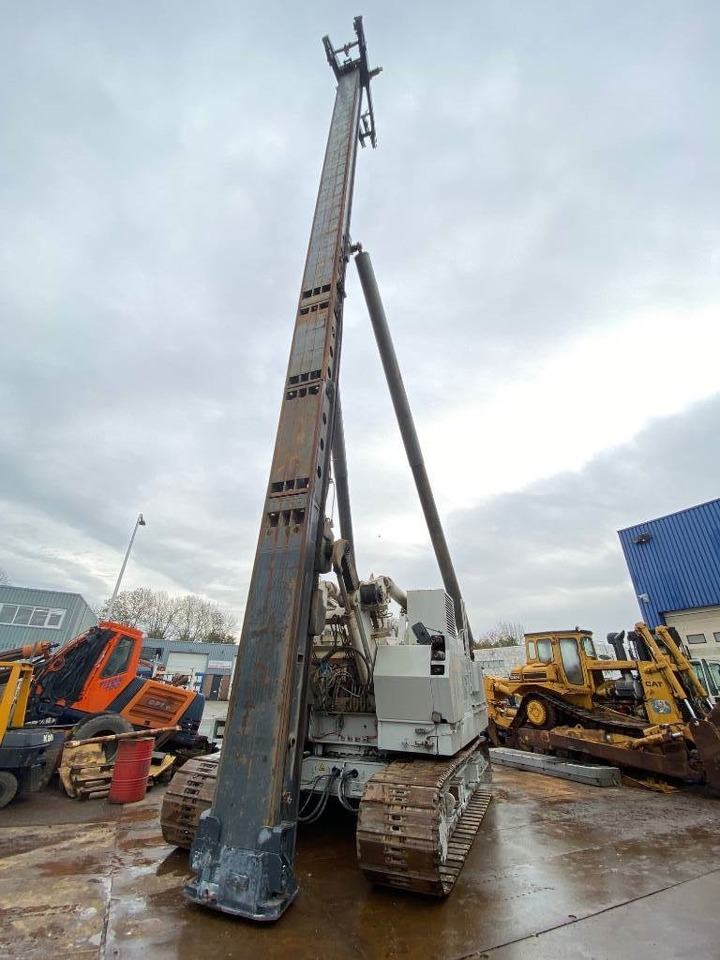 Hitachi KH 150-3 - Сваебойная установка: фото 1 Hitachi KH 150-3 - Сваебойная установка: фото 1