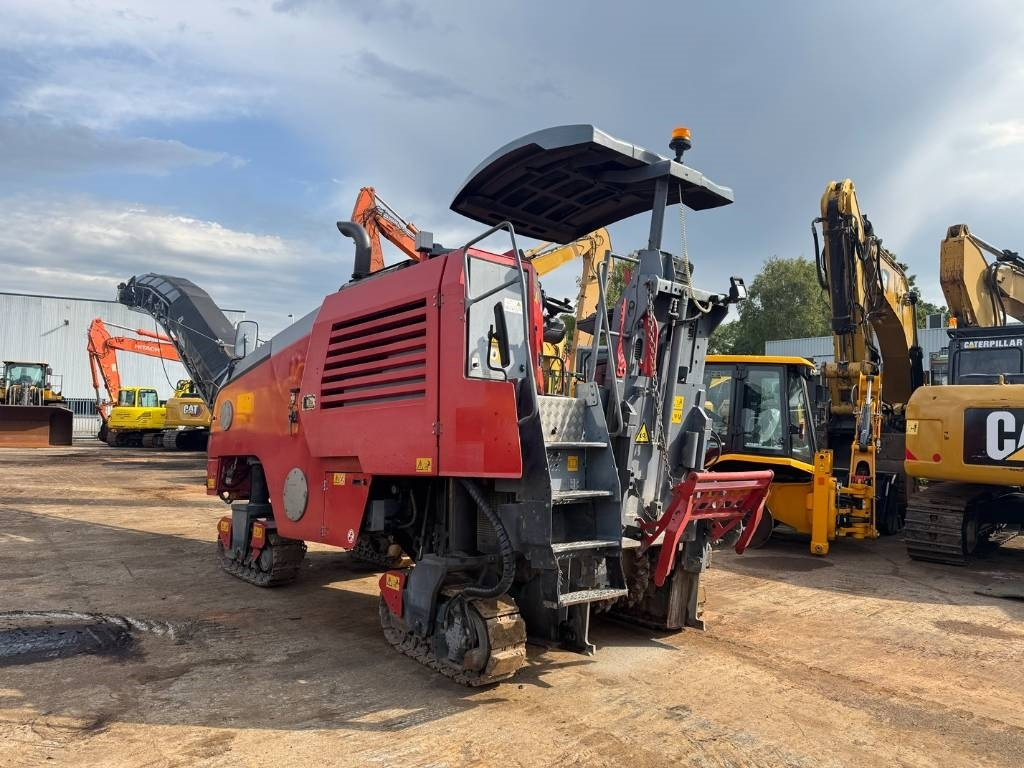 Wirtgen W 100 F - Дорожная фреза: фото 4 Wirtgen W 100 F - Дорожная фреза: фото 4