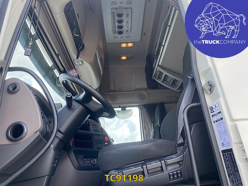 DAF XF 480 - Грузовик-контейнеровоз/ Сменный кузов: фото 2 DAF XF 480 - Грузовик-контейнеровоз/ Сменный кузов: фото 2