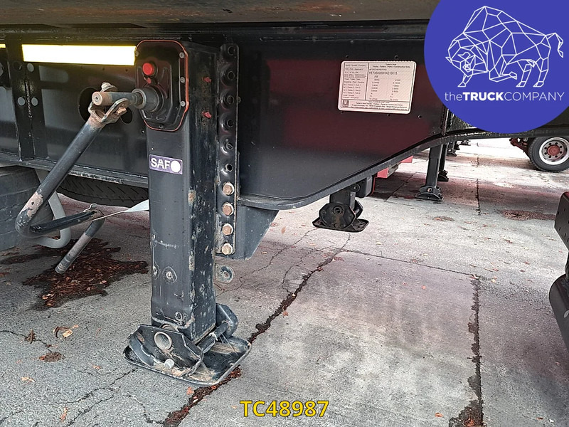 Тентованный полуприцеп Hoet Trailers: фото 19 Тентованный полуприцеп Hoet Trailers: фото 19