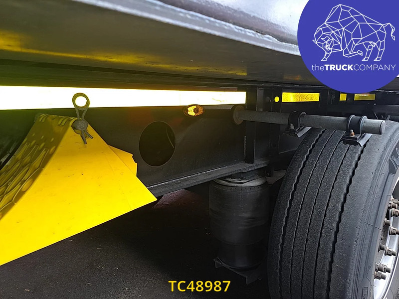 Тентованный полуприцеп Hoet Trailers: фото 18 Тентованный полуприцеп Hoet Trailers: фото 18