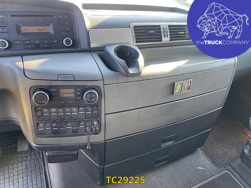 MAN TGX 440 - Грузовик бортовой/ Платформа: фото 3 MAN TGX 440 - Грузовик бортовой/ Платформа: фото 3