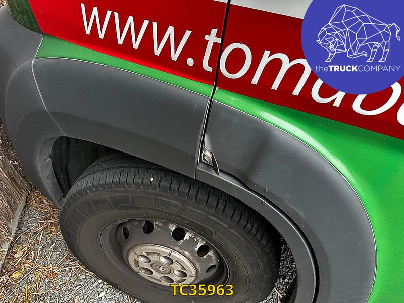 Peugeot Boxer 2.0 HDI BOX + LIFT - Фургон с закрытым кузовом: фото 4 Peugeot Boxer 2.0 HDI BOX + LIFT - Фургон с закрытым кузовом: фото 4