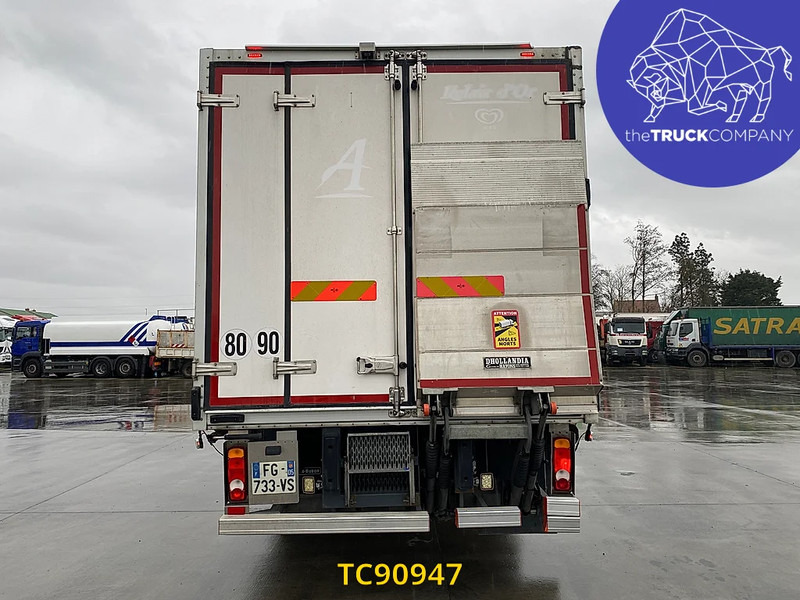 Renault D 210 - Рефрижератор: фото 4 Renault D 210 - Рефрижератор: фото 4