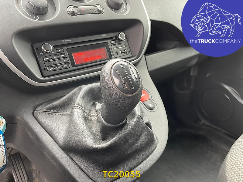 Цельнометаллический фургон Renault Kangoo 1.5 DCI: фото 20