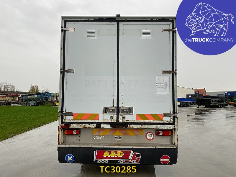 Renault Midlum 220 - Грузовик с закрытым кузовом: фото 3 Renault Midlum 220 - Грузовик с закрытым кузовом: фото 3