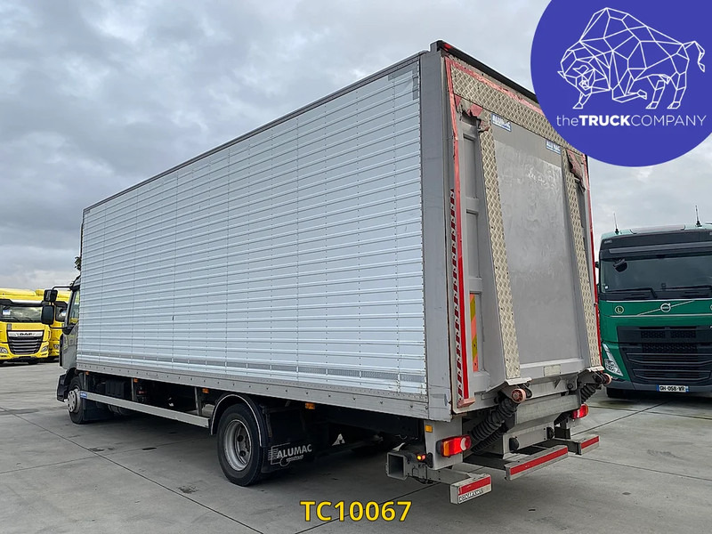 Renault Midlum 240 - Грузовик с закрытым кузовом: фото 2 Renault Midlum 240 - Грузовик с закрытым кузовом: фото 2