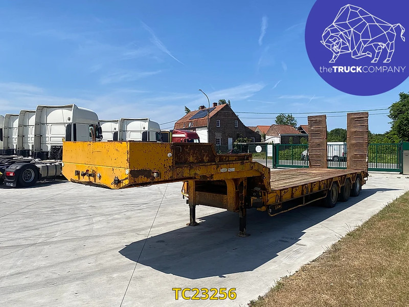 Низкорамный полуприцеп Verem: фото 1