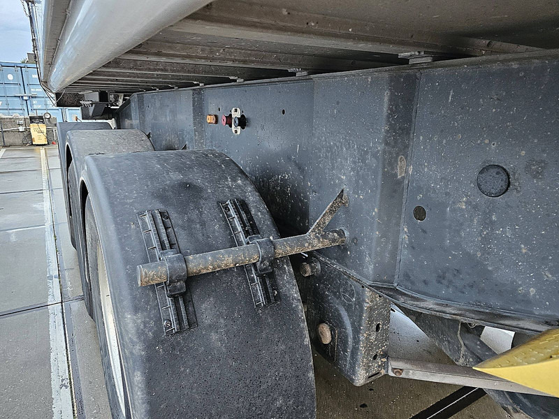 Самосвальный полуприцеп Carnehl 26M3 THERMOMULDE ISOLATED ALCOA'S: фото 9 Самосвальный полуприцеп Carnehl 26M3 THERMOMULDE ISOLATED ALCOA'S: фото 9