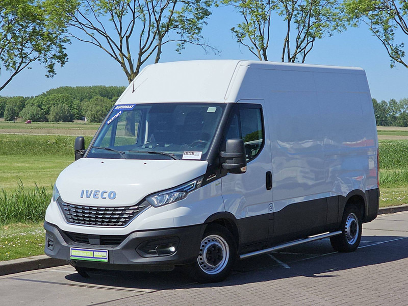 Iveco Daily 35S18 3.0Ltr 180Pk Airco! - Цельнометаллический фургон: фото 2 Iveco Daily 35S18 3.0Ltr 180Pk Airco! - Цельнометаллический фургон: фото 2