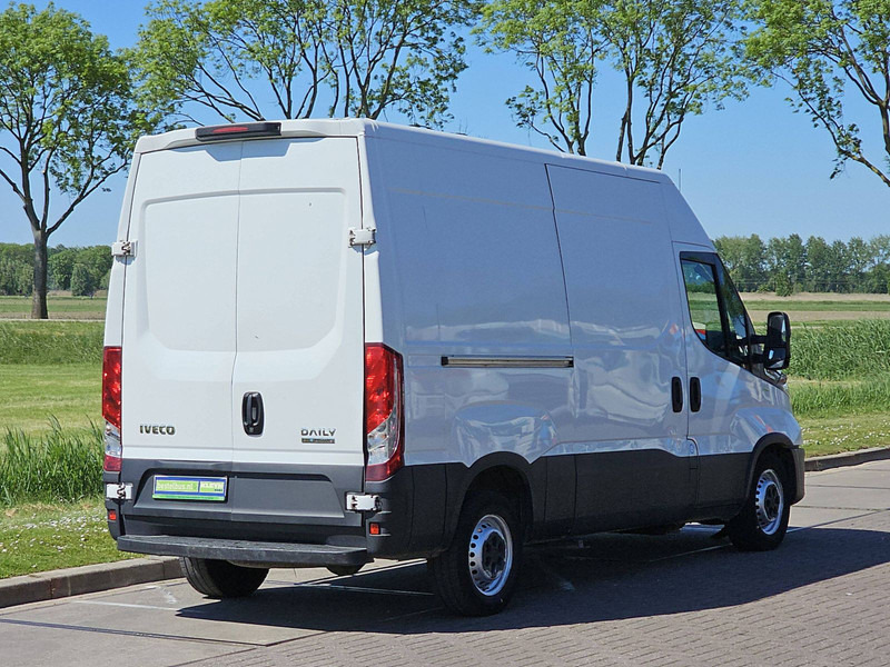 Iveco Daily 35S18 3.0Ltr 180Pk Airco! - Цельнометаллический фургон: фото 3 Iveco Daily 35S18 3.0Ltr 180Pk Airco! - Цельнометаллический фургон: фото 3