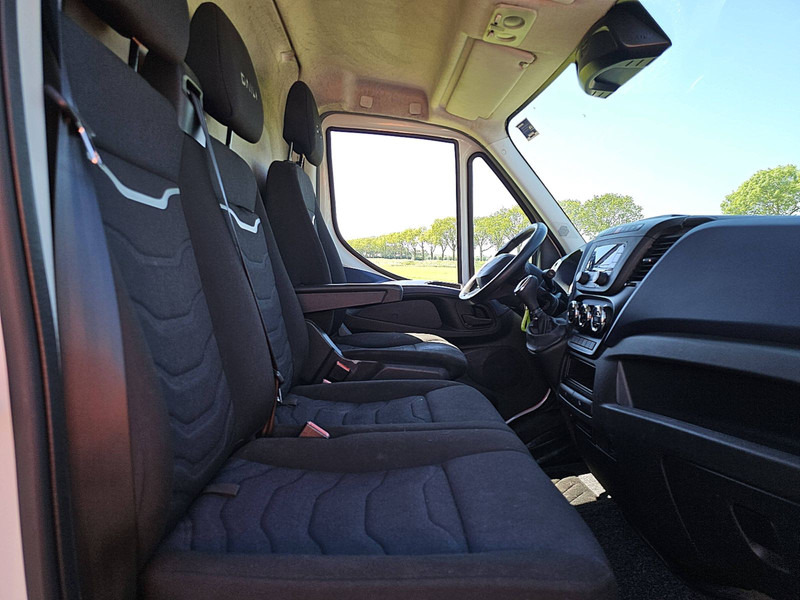 Цельнометаллический фургон Iveco Daily 35S18 3.0Ltr 180Pk Airco!: фото 7