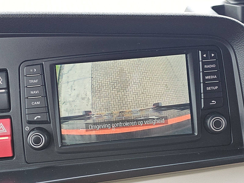 Грузовик с закрытым кузовом MAN 12.290 TGM 1 BED LIFT 54 TKM: фото 13