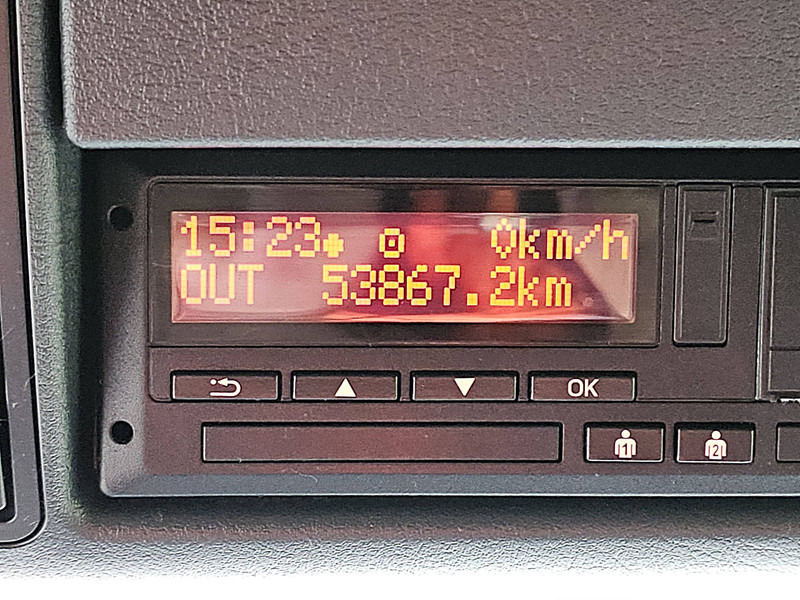 Грузовик с закрытым кузовом MAN 12.290 TGM 1 BED LIFT 54 TKM: фото 9