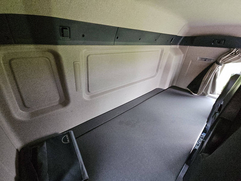 Грузовик с закрытым кузовом MAN 12.290 TGM 1 BED LIFT 54 TKM: фото 15