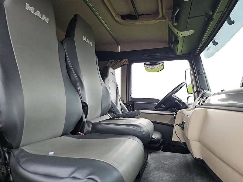 Грузовик с закрытым кузовом MAN 12.290 TGM 1 BED LIFT 54 TKM: фото 7