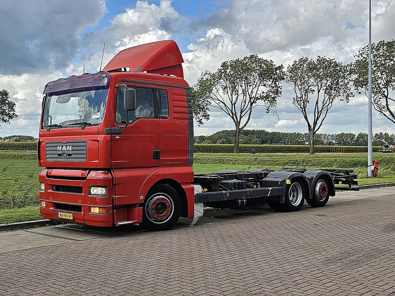 MAN 26.360 TGA XL MANUAL NL-TRUCK - Грузовик-контейнеровоз/ Сменный кузов: фото 2 MAN 26.360 TGA XL MANUAL NL-TRUCK - Грузовик-контейнеровоз/ Сменный кузов: фото 2