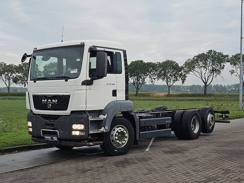 MAN 26.360 TGS - Грузовик-шасси: фото 2 MAN 26.360 TGS - Грузовик-шасси: фото 2
