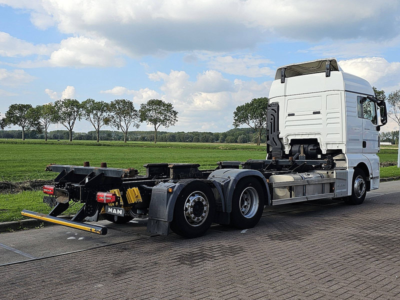 MAN 26.500 TGX - Грузовик-контейнеровоз/ Сменный кузов: фото 3 MAN 26.500 TGX - Грузовик-контейнеровоз/ Сменный кузов: фото 3