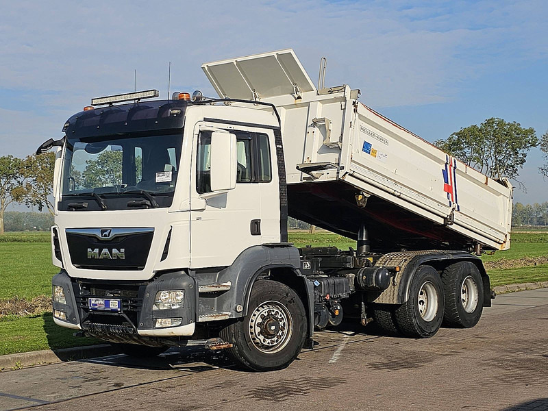 MAN 28.460 TGX 6X6H BORDMATIC - Самосвал: фото 2 MAN 28.460 TGX 6X6H BORDMATIC - Самосвал: фото 2
