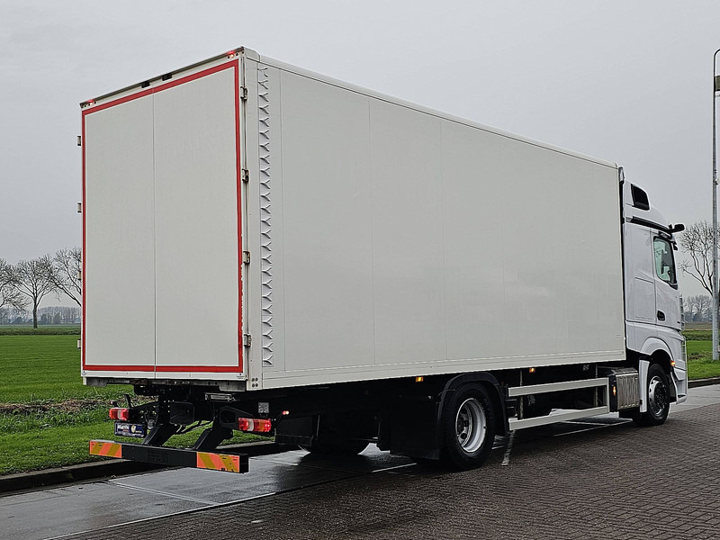 Mercedes-Benz ACTROS 1833 DRIVING SCHOOL 65TKM - Грузовик с закрытым кузовом: фото 3 Mercedes-Benz ACTROS 1833 DRIVING SCHOOL 65TKM - Грузовик с закрытым кузовом: фото 3