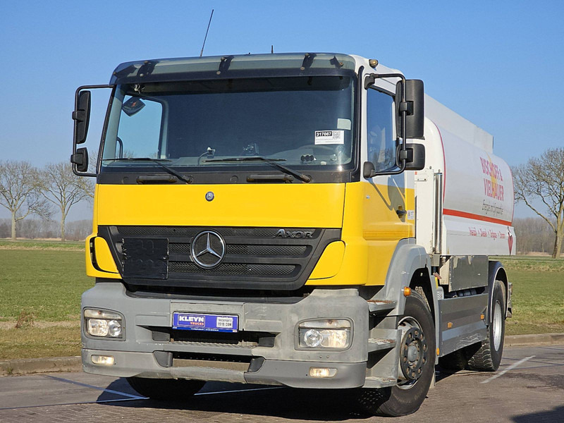 Mercedes-Benz AXOR 1833 FUEL 14170L PUMP - Грузовик-цистерна: фото 1 Mercedes-Benz AXOR 1833 FUEL 14170L PUMP - Грузовик-цистерна: фото 1