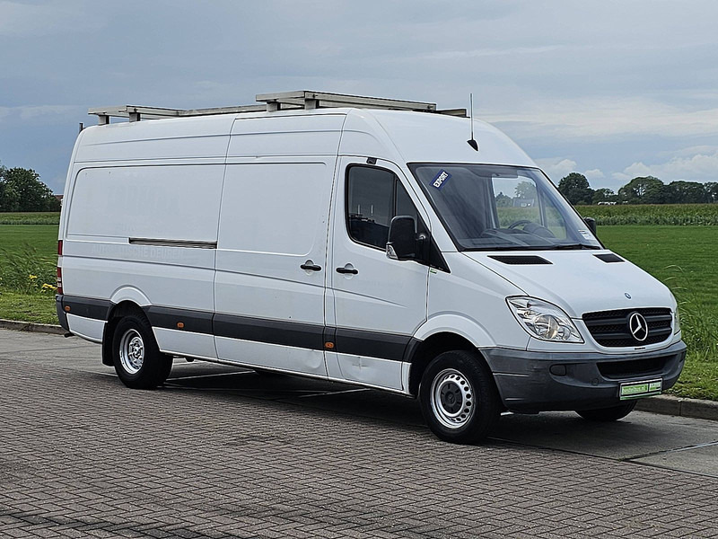 Mercedes-Benz Sprinter 416 L3H2 Maxi 163Pk Exp! - Цельнометаллический фургон: фото 5 Mercedes-Benz Sprinter 416 L3H2 Maxi 163Pk Exp! - Цельнометаллический фургон: фото 5