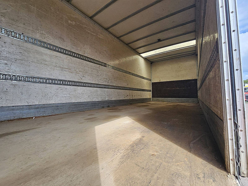 Грузовик с закрытым кузовом Renault MIDLUM 220.12 AIRCO BOX 7.2 LIFT: фото 14