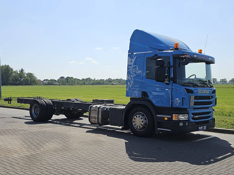 Scania P250 310TKM AIRCO WB560 - Грузовик-шасси: фото 5 Scania P250 310TKM AIRCO WB560 - Грузовик-шасси: фото 5