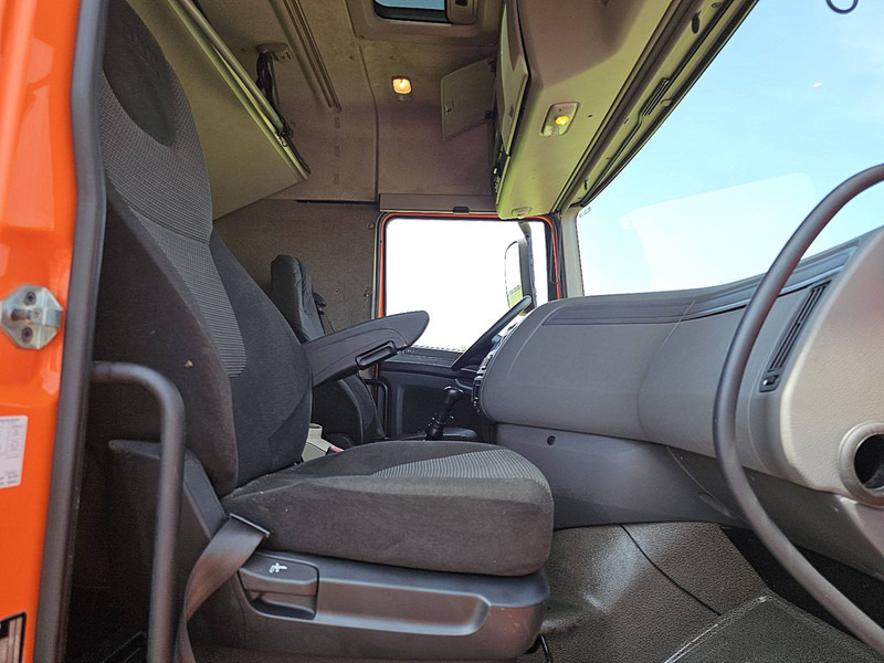 Тягач DAF XF 440 SPACECAB MANUAL: фото 12