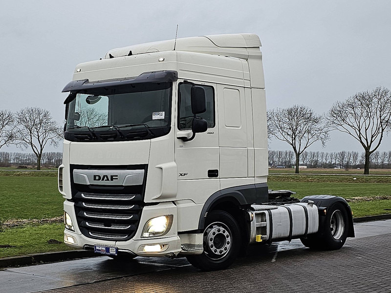 DAF XF 480 SPACECAB LED - Тягач: фото 2 DAF XF 480 SPACECAB LED - Тягач: фото 2