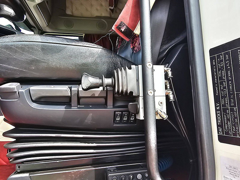 Тягач DAF XF 510 SSC 6X2 FTR SPECIAL: фото 17