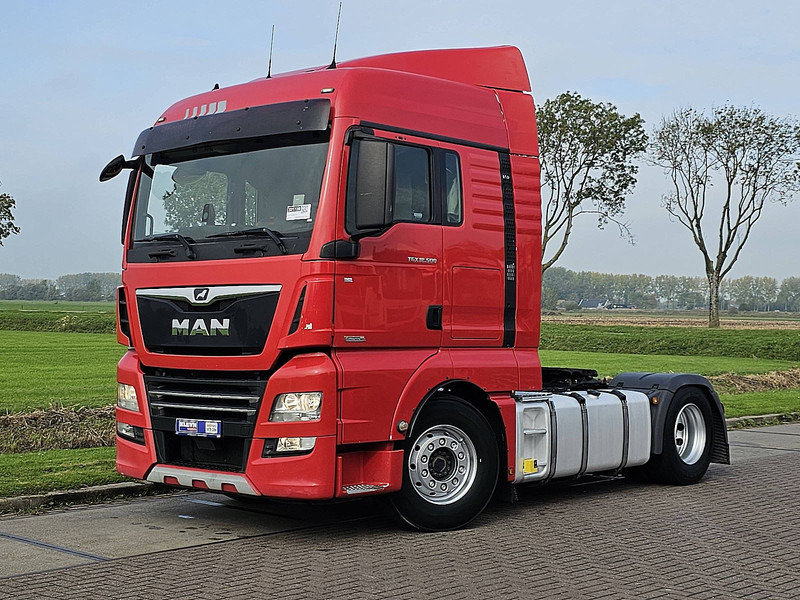 MAN 18.500 TGX XLX 2X TANK - Тягач: фото 2 MAN 18.500 TGX XLX 2X TANK - Тягач: фото 2