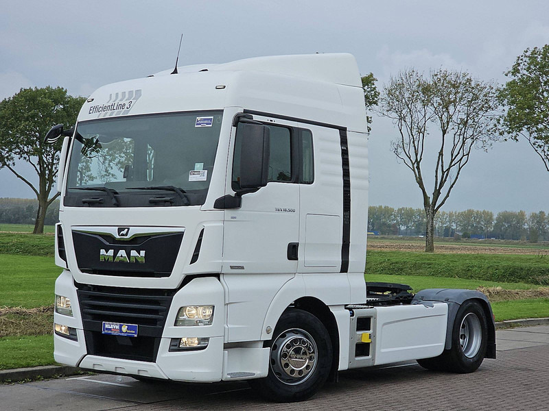 MAN 18.500 TGX XLX SKIRTS EFF.LINE - Тягач: фото 2 MAN 18.500 TGX XLX SKIRTS EFF.LINE - Тягач: фото 2