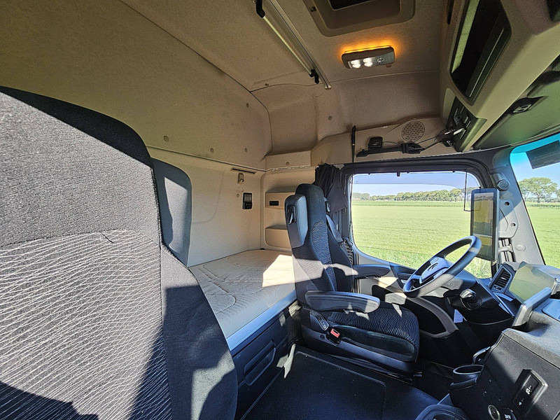 Mercedes-Benz ACTROS 1846 4X4 HAD PTO+HYDR. в лизинг Mercedes-Benz ACTROS 1846 4X4 HAD PTO+HYDR.: фото 17