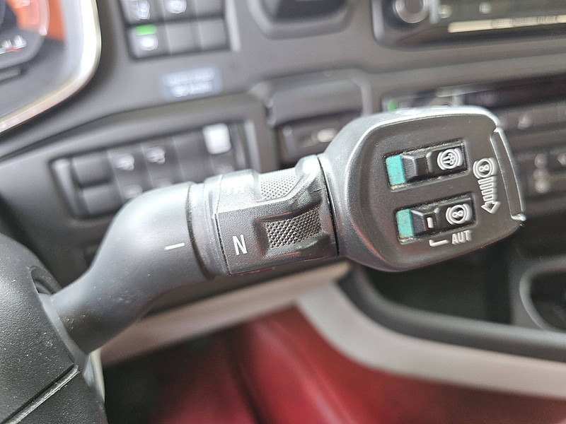 Тягач Scania R500 6X2: фото 12
