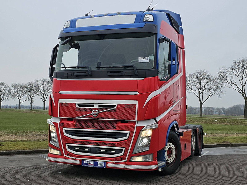 Volvo FH 460 GLOBETROTTER 6X2 - Тягач: фото 1 Volvo FH 460 GLOBETROTTER 6X2 - Тягач: фото 1