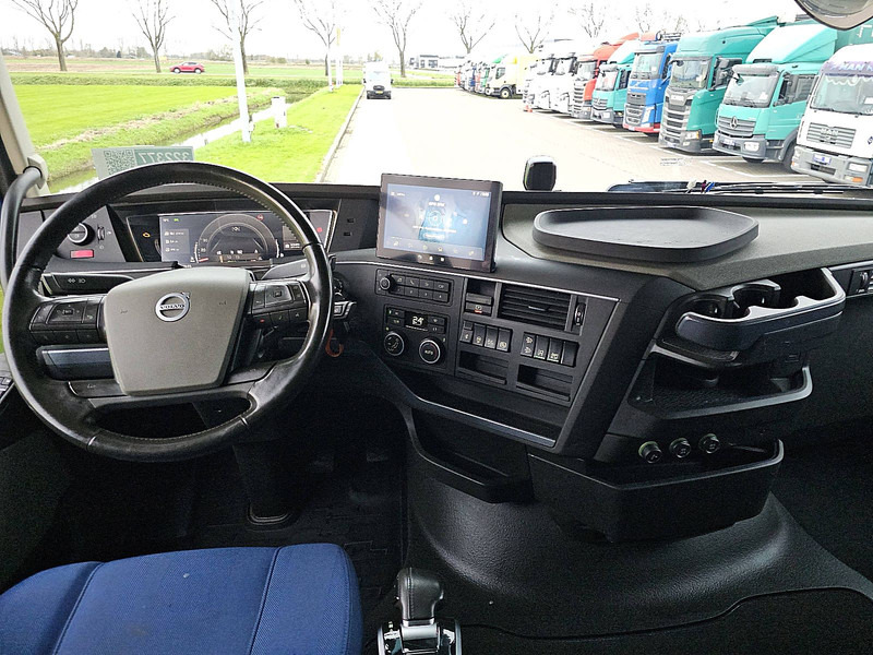 Тягач Volvo FH 500: фото 8 Тягач Volvo FH 500: фото 8