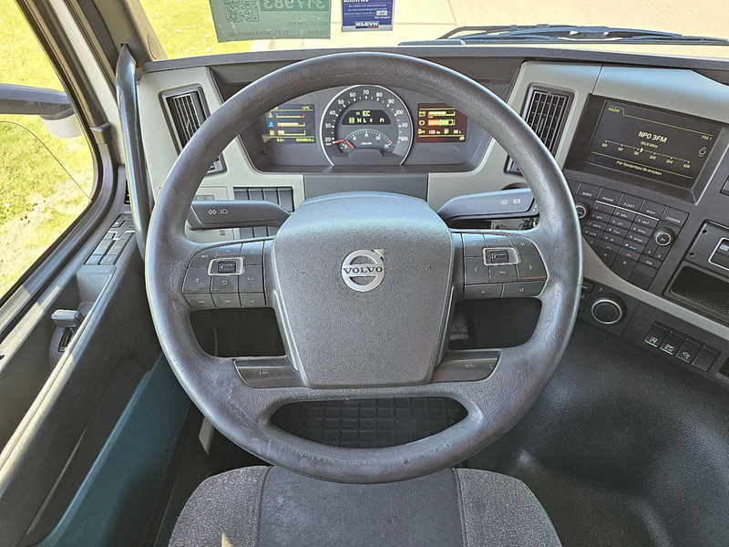 Фото интерьера 3: Тягач Volvo FM 450 ALCOA PTO+HYDR.