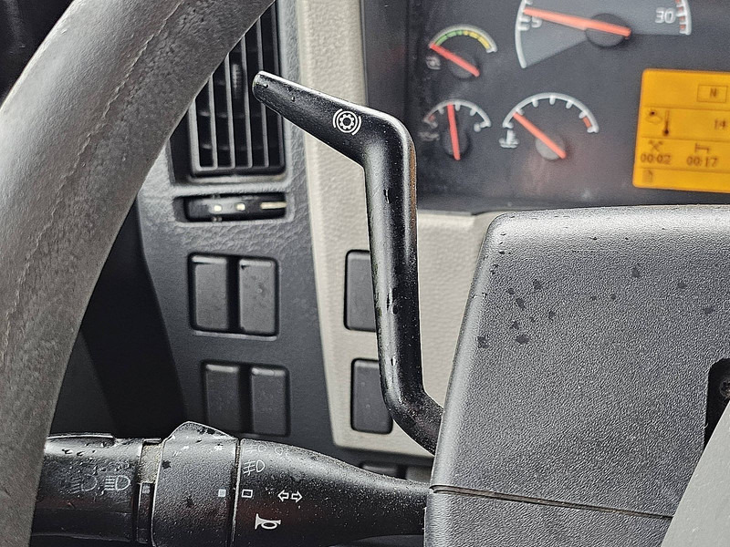 Грузовик с закрытым кузовом Volvo FE 250.18: фото 10 Грузовик с закрытым кузовом Volvo FE 250.18: фото 10