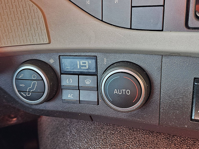 Грузовик бортовой/ Платформа, Автоманипулятор Volvo FM 460 8X2 HMF 3220 K5: фото 10 Грузовик бортовой/ Платформа, Автоманипулятор Volvo FM 460 8X2 HMF 3220 K5: фото 10