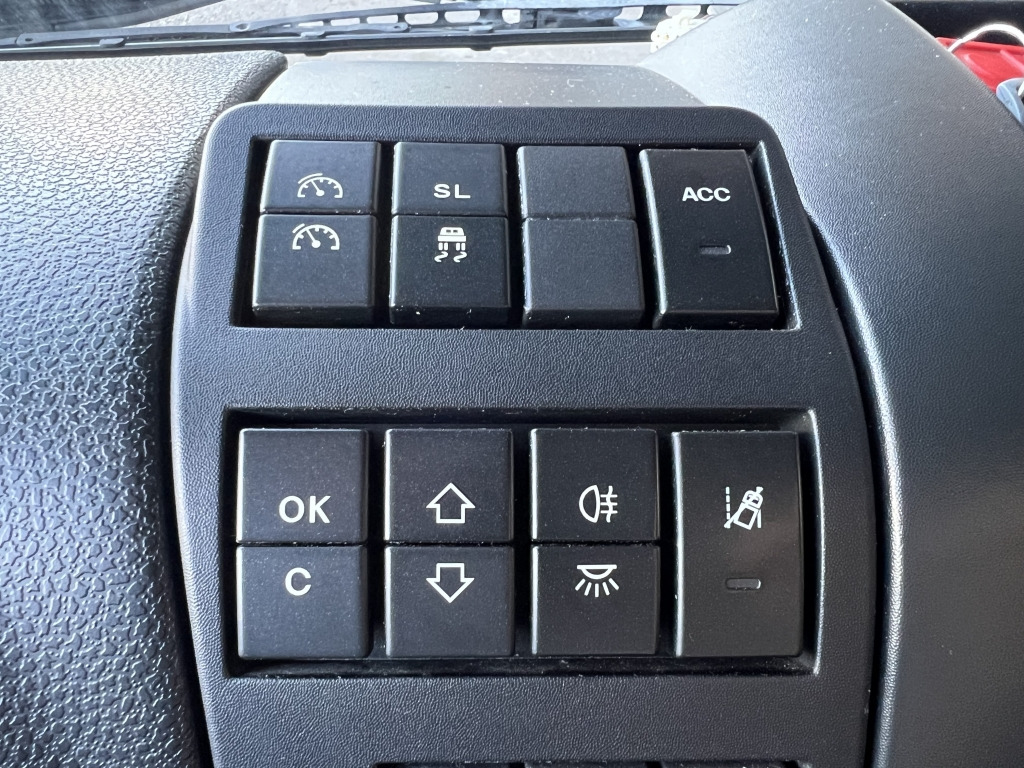 Iveco EuroCargo ML160E28 Klima 7,1m PrLBW 1.Hand 99`Km - Тентованный грузовик: фото 3 Iveco EuroCargo ML160E28 Klima 7,1m PrLBW 1.Hand 99`Km - Тентованный грузовик: фото 3