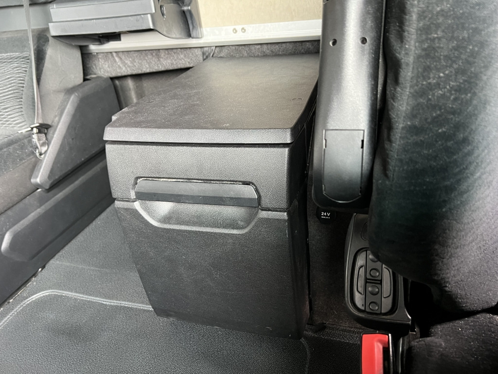 Mercedes-Benz Actros 1840 MEGA Jumbo Klima Reatarder ACC-Tempo - Тентованный грузовик: фото 4 Mercedes-Benz Actros 1840 MEGA Jumbo Klima Reatarder ACC-Tempo - Тентованный грузовик: фото 4
