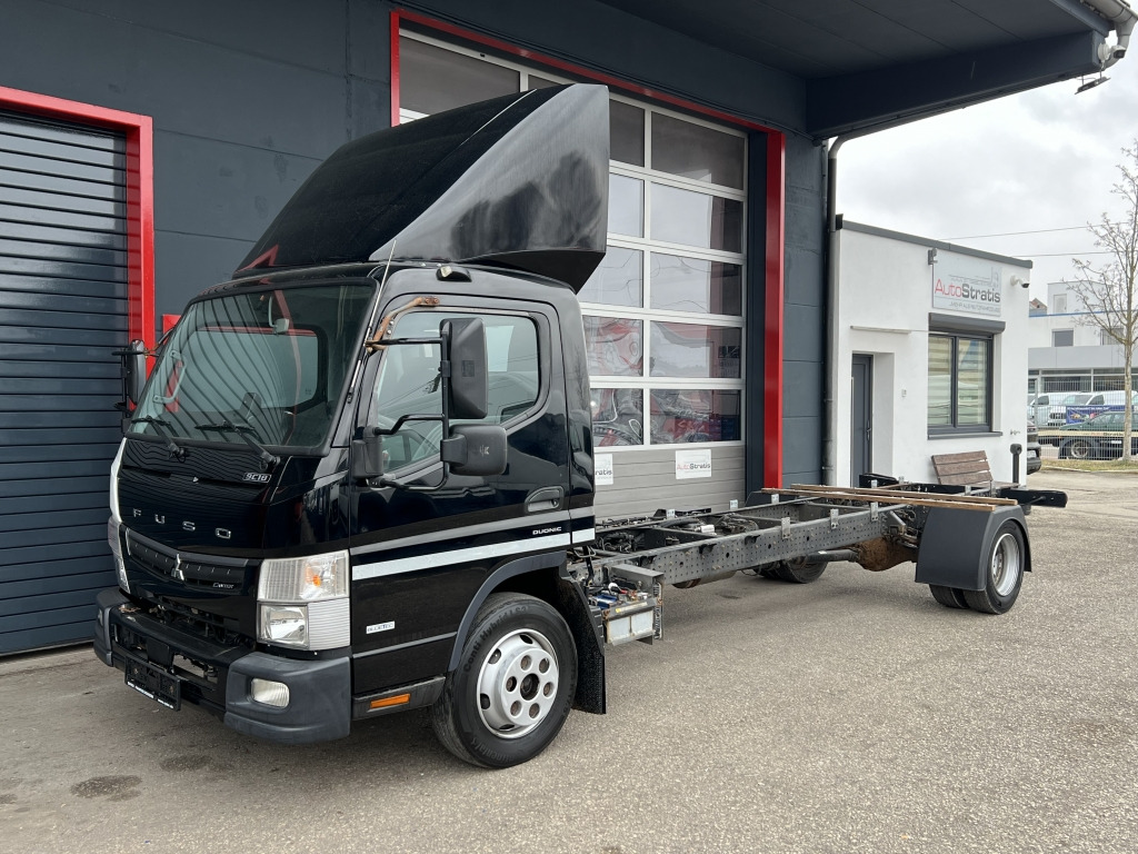 Mitsubishi Fuso Canter 9C18 5,8m Euro6d Klimaaut. Tempomat - Грузовик-шасси: фото 1 Mitsubishi Fuso Canter 9C18 5,8m Euro6d Klimaaut. Tempomat - Грузовик-шасси: фото 1